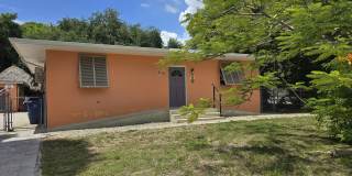 16 Pompano Avenue Gallery 1