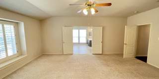 1303 BLUFF FOREST Gallery 36