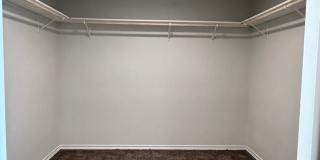 Beautiful Home on the Eastside! Gallery 13