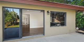 2225 SW Creekside Drive Gallery 37