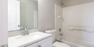 5823 Strathmoor Manor Circle Gallery 15