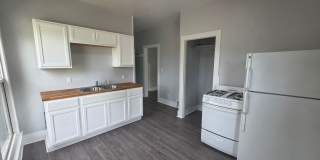 Kent 1 Bedroom 1 Bath (Upstairs Apartment) Gallery 7