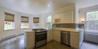 Charming & Spacious Colonial in N Cleveland Park w/Park-Like Rear Garden & Detached Garage Gallery 28