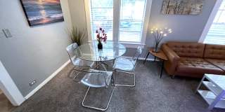 304 North Keech Street - Room 4 Gallery 11