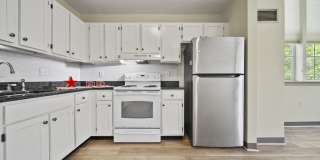 24 Cobblestone Ln unit: 405 Gallery 6