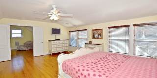 209 1st Avenue Gallery 16