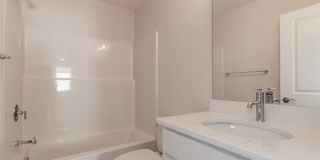 2265 E 97th Street Gallery 28