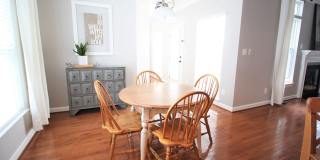 Spacious Home in Port Potomac Gallery 11