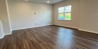 415 Parker Sta Avenue Gallery 21