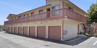 Garden Hill Apartments Gallery 10