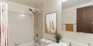 Highland Plaza Gallery 7