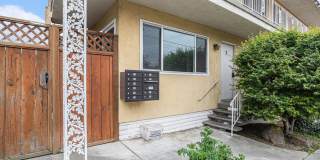 370 Santa Clara Ave #1  - 2 bedroom | 1 bath | Condo | Lower unit Gallery 7