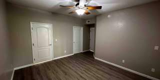 Summerlin 2 Bedroom Condo Gallery 19