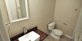 Beautiful Austin condo in amazing location! Gallery 9