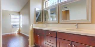 Charming Two Story 3 BR Home Available Mid June! Gallery 38