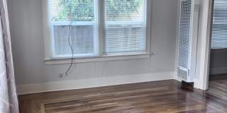 208 Myrtle Street Gallery 1
