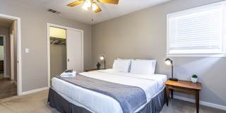 Cute midcentury modern home in central Lubbock! Gallery 20