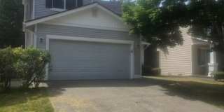 3bd/2.5ba Maple Valley Home Gallery 3