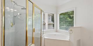 270 Edwardton Court Gallery 27