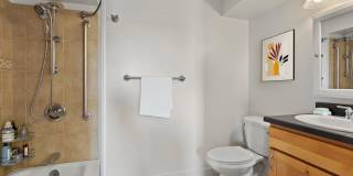 The Vista at Washington Park Gallery 6