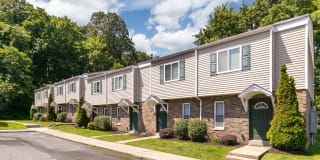 Emerald Gardens Gallery 37