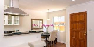 922 16th Street Gallery 5