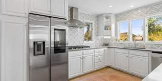 Steps to the Ocean! 3/3, 2198sq', Ocean View, Furnished Gallery 14