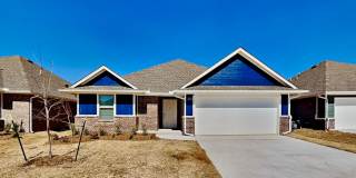 LUXURY NEW 3 Bedroom 2 Bathroom Home in Piedmont Schools w/Office (Neighborhood Park and Basketball court) Gallery 1