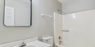 UNCG Area – Chancellors Court Townhomes. Walk to Campus and just minutes to Downtown! Gallery 33