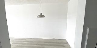 98 E Tilford Place Gallery 7