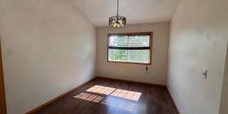 Luxurious 3 Bedroom, 2 Bathroom GORGEOUS townhome! Gallery 10