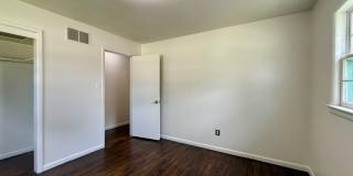 5 Bedroom 2 Bathroom in Derby, KS Gallery 14