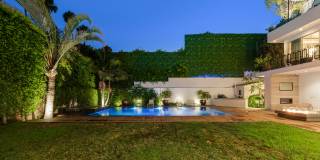 1111 Sierra Alta Way Gallery 21