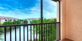 ANNUAL RENTAL - POSITANO PLACE-1 BED/1 BATH WITH LAKE VIEW AND NEW APPLIANCES! Gallery 1