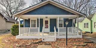 Newly remodeled, fully furnished adorable bungalow in a great location! Gallery 1