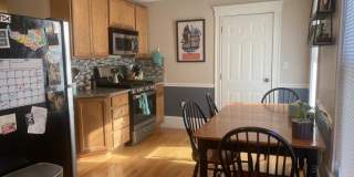 35 Pinckney St. Gallery 5
