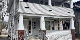 438 Crestwood Avenue Gallery 11