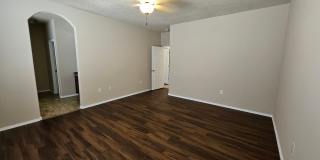 3 bedroom 2 bath Gallery 31