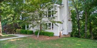Pet Friendly Three Bedroom! Gallery 40