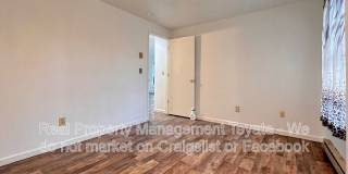 1338 Puget St. Gallery 6