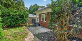 582 Clifton Rd NE Gallery 43