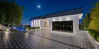 7080 Mulholland Dr Gallery 5