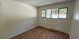 3 Bed 2 Bath Condo & Pool Access! Gallery 17