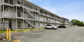 The Leonne Apartments Gallery 22