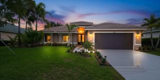 421 SW Crabapple Cove Gallery 1