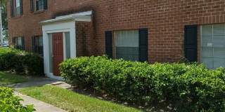 2 Bedroom, 1.5 Bathroom Condo For Rent at 1436 Holden Ave Orlando FL 32839 Gallery 1