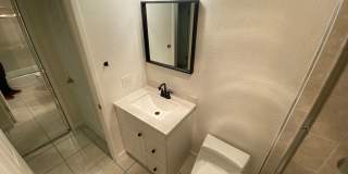 Charming Updated 1 Bedroom Apartment in Oakland Adams Point Neighborhood Gallery 7