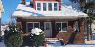 Charming 5-Bedroom Property in Prime Location Gallery 1