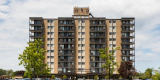 The Glen View Gallery 19