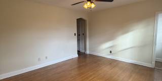 5004 2nd Street NorthwestUnit# 3 Gallery 6